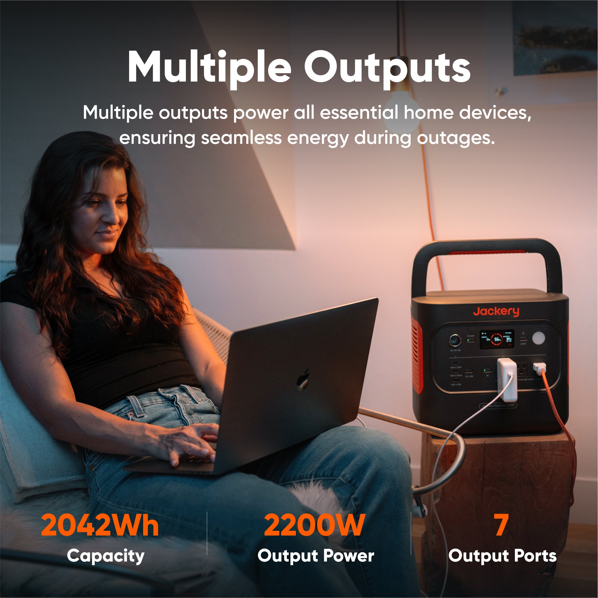 Jackery Solar Generator Explorer 2000v2