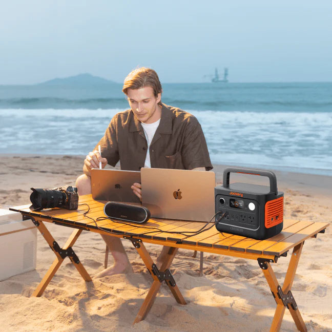 Jackery E300v2